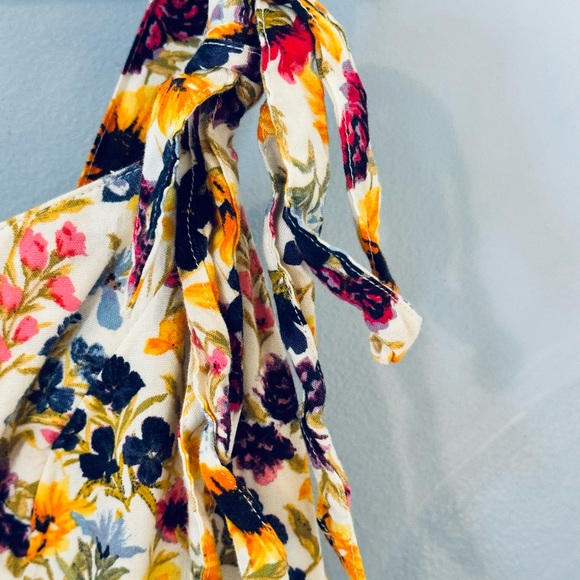 Old Navy Tie-Shoulder Floral Cami Sundress - Picture 4 of 8